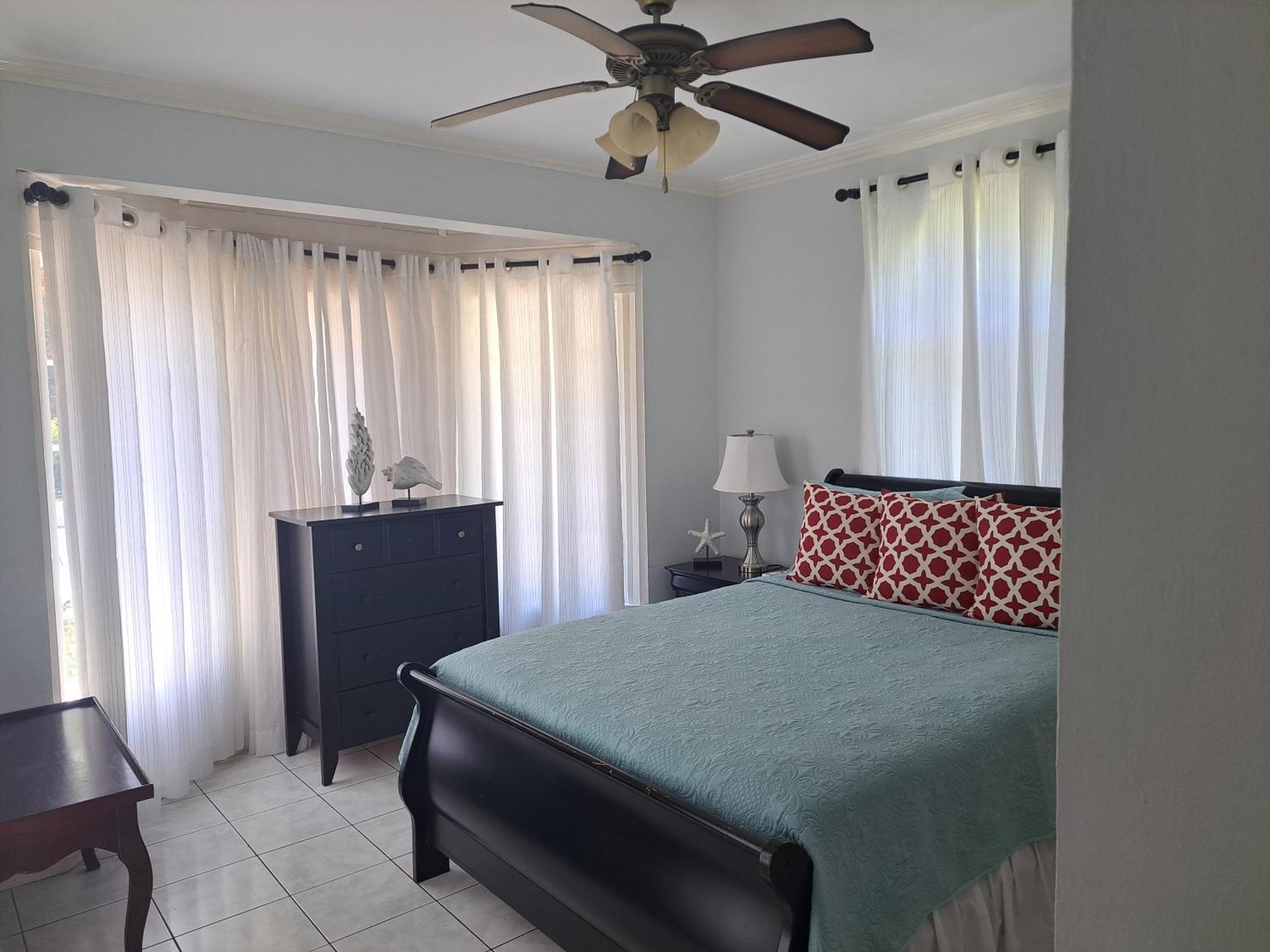 Ivory Tower Ocho Rios Apartment Exterior foto